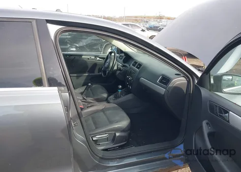 2011 Volkswagen Jetta 2.5L Sel из США, поврежденный, VIN 3VWGZ7AJ1BM328772